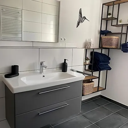 Ankommen & Wohlfuehlen - Mit Terrasse - 1 Apartament *